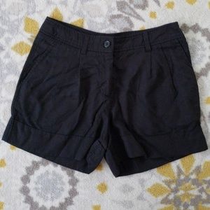 🔴 3/$12 H&M Pleat front paper bag shorts